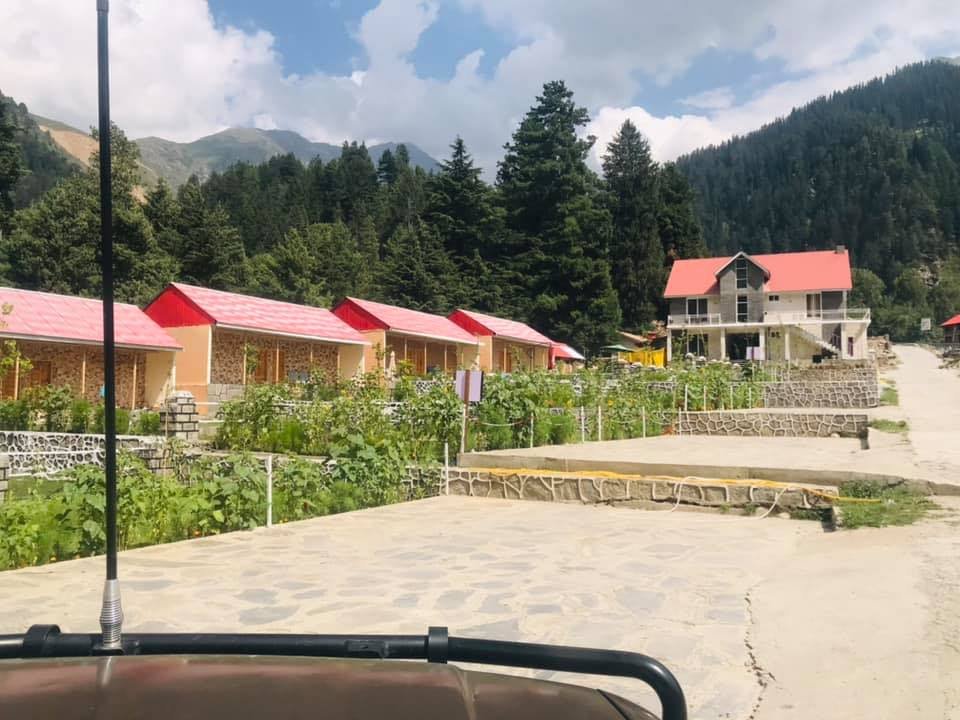 Naran Hertigae Huts